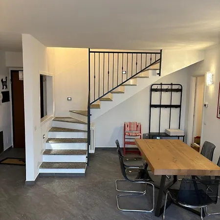 Casa Marlene Quadrilocale Con Vista Isola Comacina Nyaraló