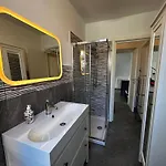 Casa Marlene Quadrilocale Con Vista Isola Comacina Tatil Evi