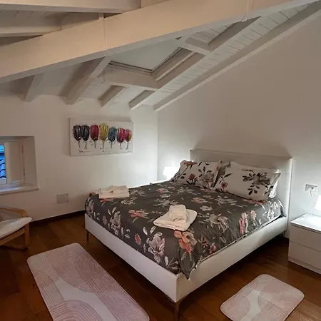 Casa Marlene Quadrilocale Con Vista Isola Comacina Holiday home *