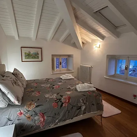 Casa Marlene Quadrilocale Con Vista Isola Comacina Holiday home *