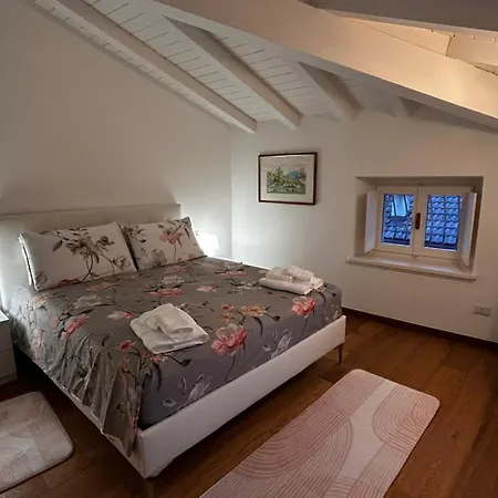 Casa Marlene Quadrilocale Con Vista Isola Comacina Holiday home *