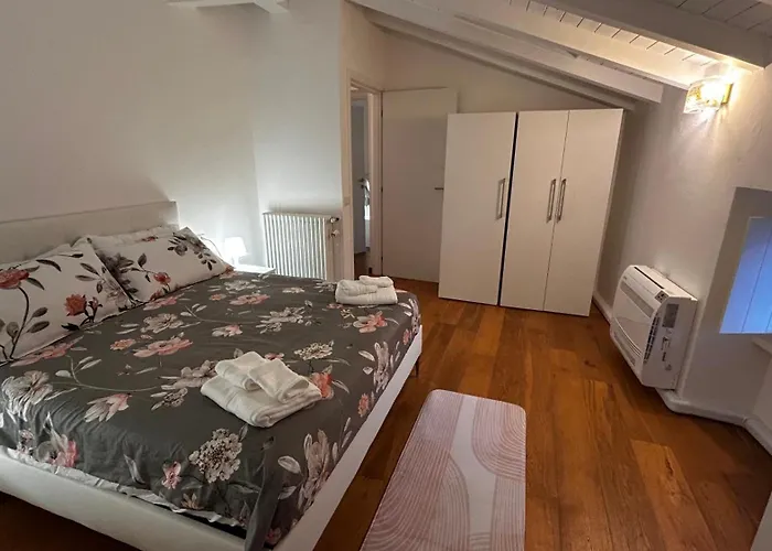 Holiday home Casa Marlene Quadrilocale Con Vista Isola Comacina Ossuccio